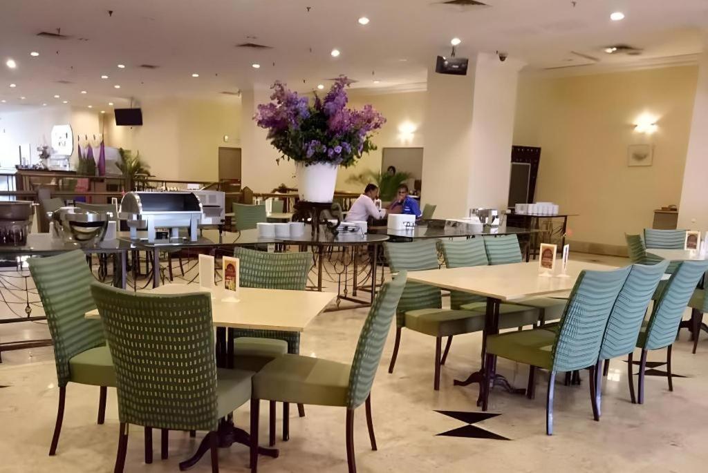 Kuala Lumpur International Hotel מראה חיצוני תמונה