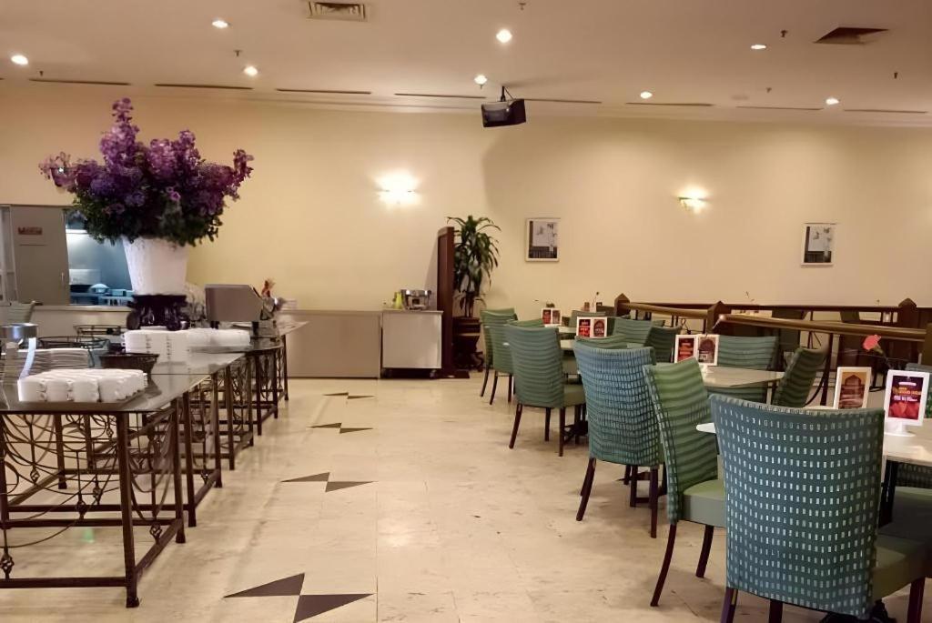 Kuala Lumpur International Hotel מראה חיצוני תמונה