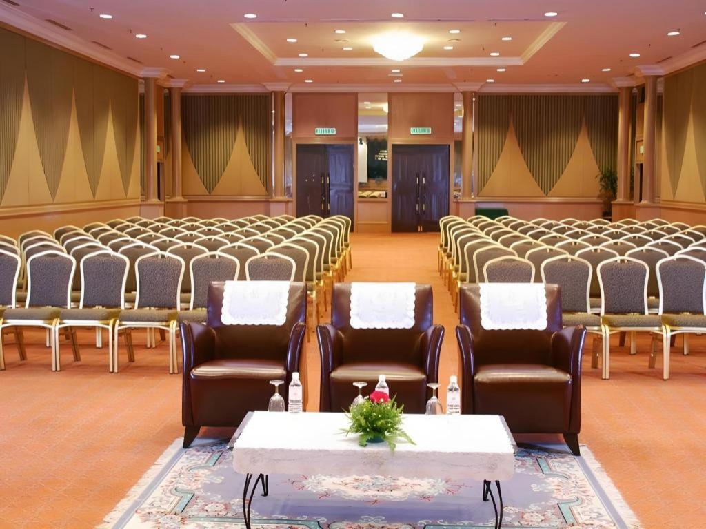 Kuala Lumpur International Hotel מראה חיצוני תמונה